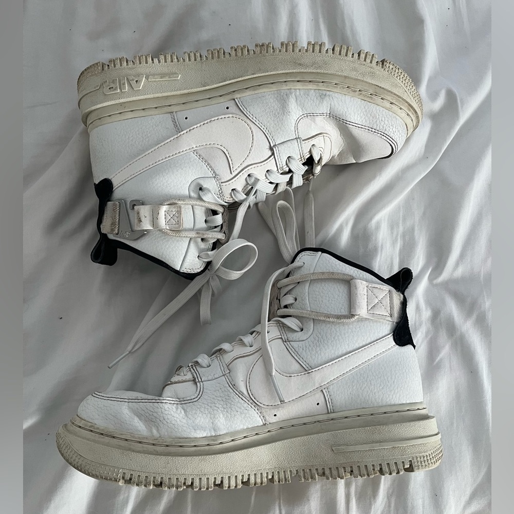 Nike Utility